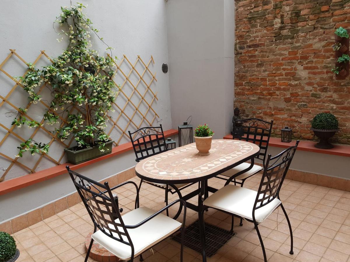 Nell'Antico Ghetto Ebraico Daire Ferrara Dış mekan fotoğraf