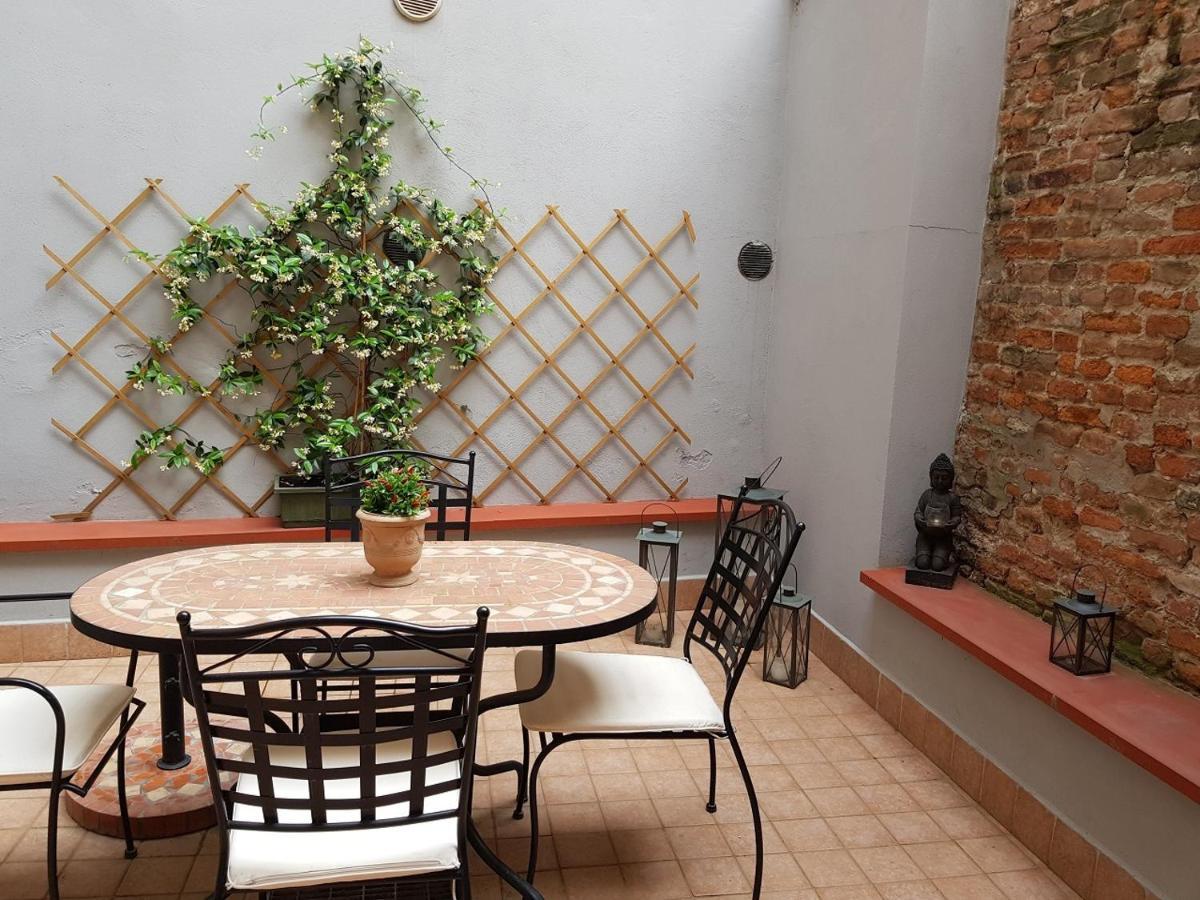 Nell'Antico Ghetto Ebraico Daire Ferrara Dış mekan fotoğraf