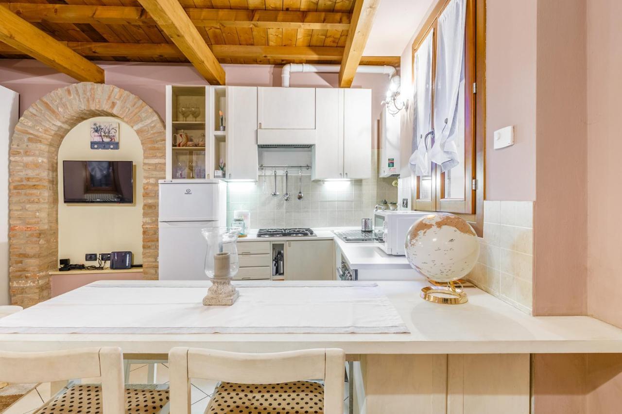Nell'Antico Ghetto Ebraico Daire Ferrara Dış mekan fotoğraf